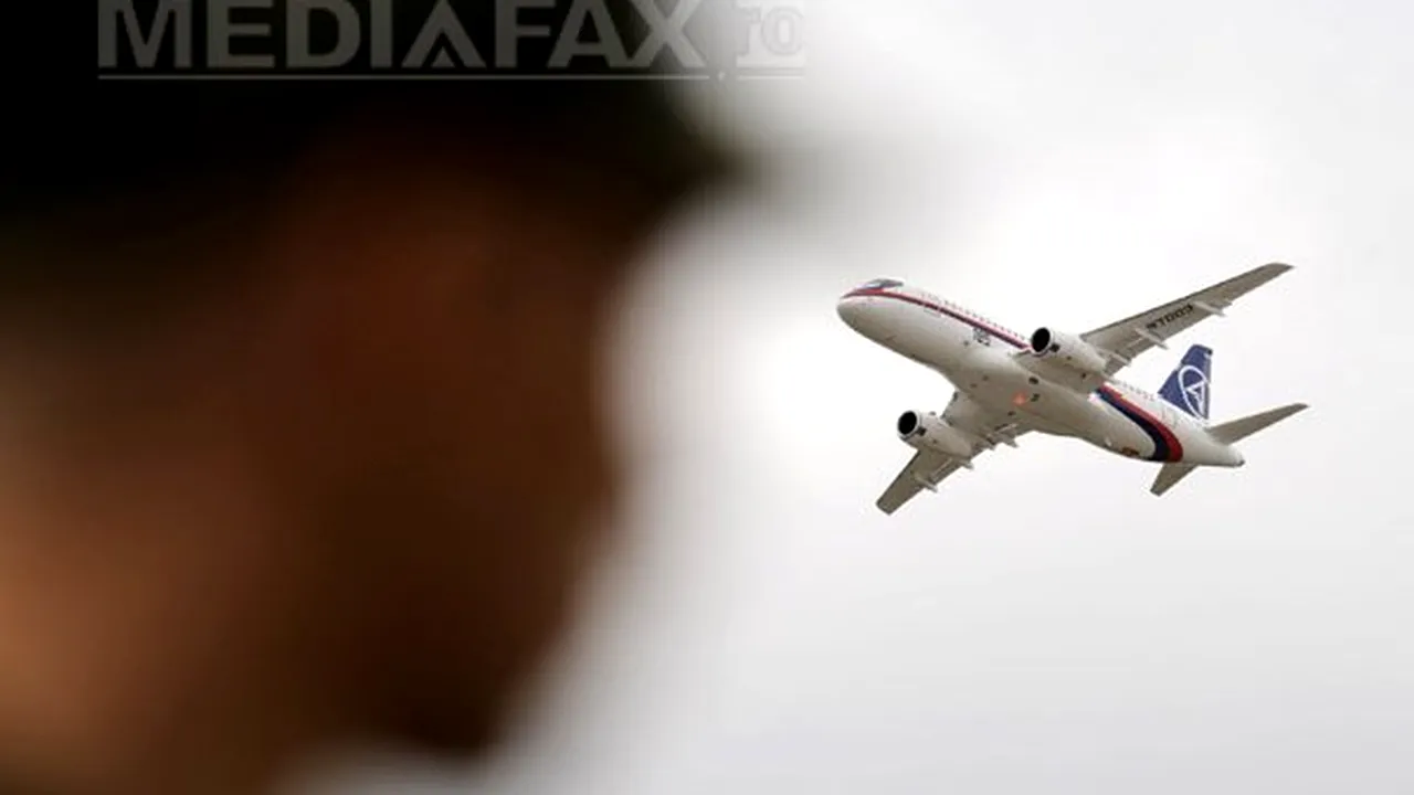 Un avion rusesc cu 46 de persoane la bord a dispărut in Indonezia
