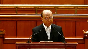 Parlamentul decide ca Băsescu să-şi adreseze mesajul pe 15 septembrie