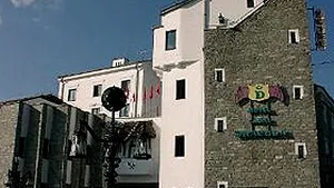 Castelul Dracula din Munţii Bârgăului, vizitat de turişti din toate coluţile lumii