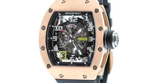 Poliţia din Dubai a recuperat un ceas de 180.000 de dolari care îi aparţine unui român. Averea impresionantă a victimei