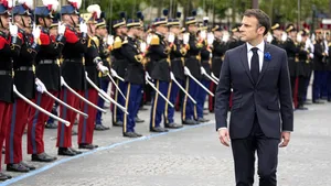Emmanuel Macron acuză Rusia că destabilizează Africa / Kremlinul respinge acuzaţiile