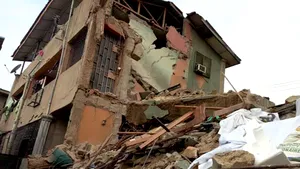 Patru persoane au murit în urma prăbuşirii unei clădiri cu trei etaje dintr-o zonă de lux din Nigeria