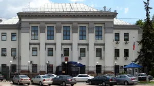 Pregătire pentru o invazie sau farsă? Rusia a evacuat o parte din personalul ambasadei de la Kiev