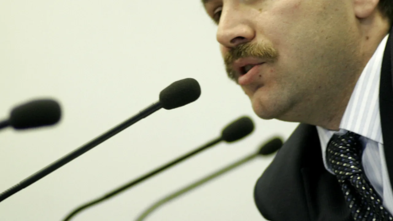 Cristian Vlădescu, avizat negativ de Comisiile parlamentare de sănătate