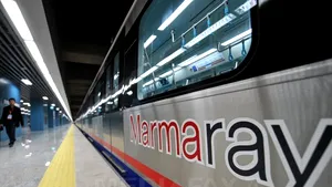 Transportul în tunelul Marmaray a fost oprit temporar în prima zi după inaugurare. Cum arată noul tunel - VIDEO