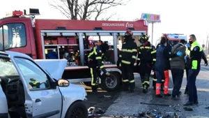 Accident mortal pe DN 7, în Arad. Traficul rutier a fost blocat