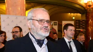 A doua ediţie a unui roman minunat: „În absenţa tatălui” de Stelian Ţurlea