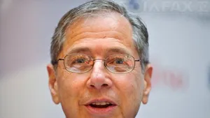 Gitenstein: Este îmbucurător că puterea şi opoziţia fac propuneri pentru Constituţie