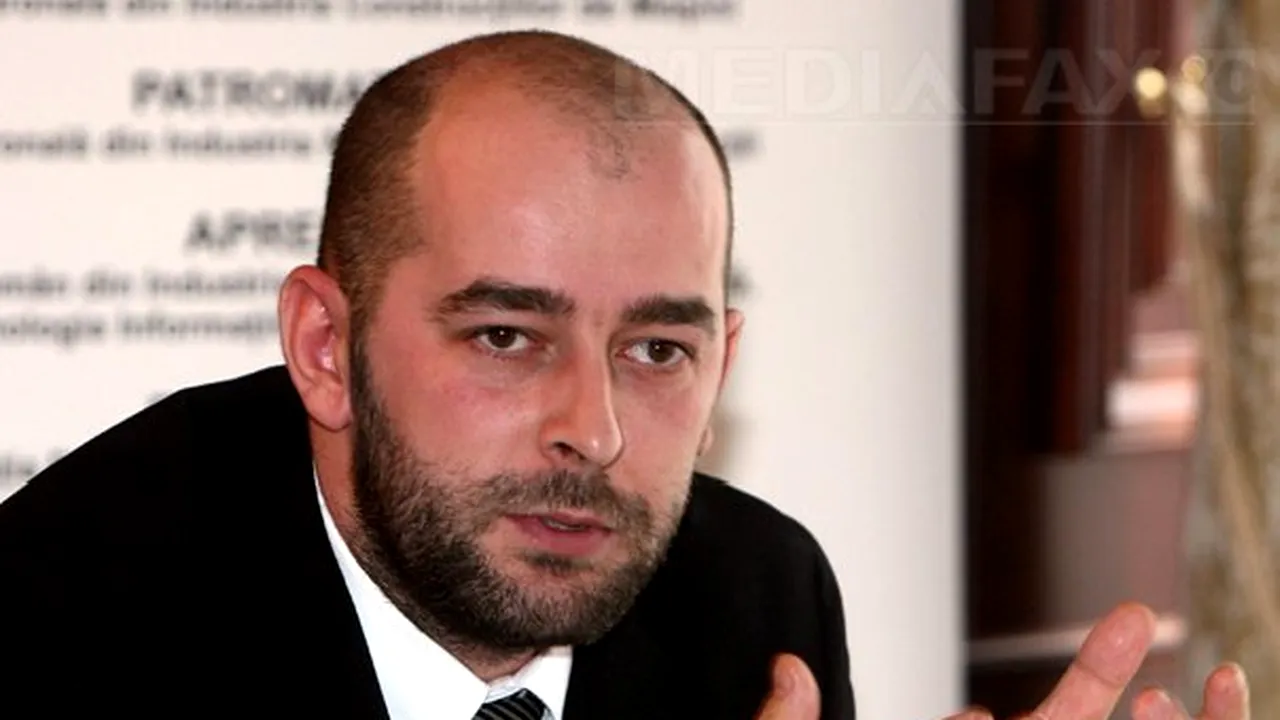 FORT: Jumătate din angajaţii de la controlul CNADNR nu au bacalaureatul şi semnează procese verbale de sute de milioane