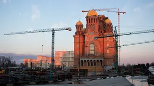 VIDEO | Lucrările la Catedrala Neamului nu se opresc nici în plină expansiune a infecţiilor cu COVID-19