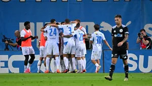 Universitatea Craiova-FCSB, duel între ultimele campioane. Oltenii au un avantaj important