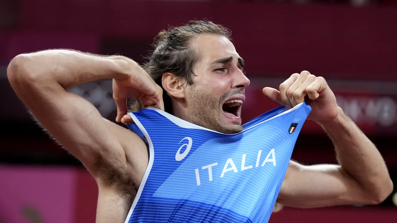 Campionul olimpic Gianmarco Tamberi şi-a pierdut verigheta în Sena. Mesajul transmis soţiei