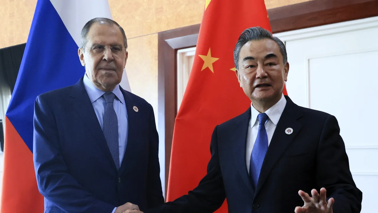 China oferă asigurări Rusiei că îşi menţine poziţia privind conflictul din Ucraina
