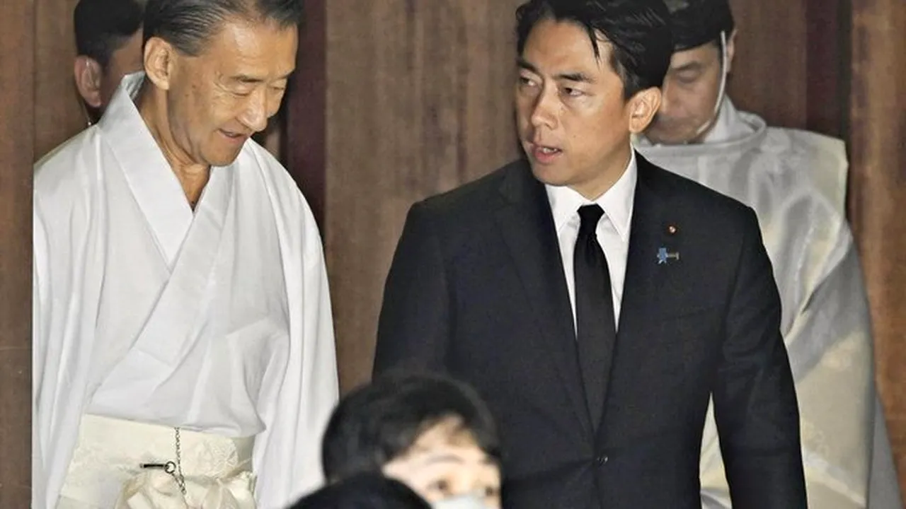 Ministrul japonez al Agriculturii a vizitat controversatul sanctuar Yasukuni