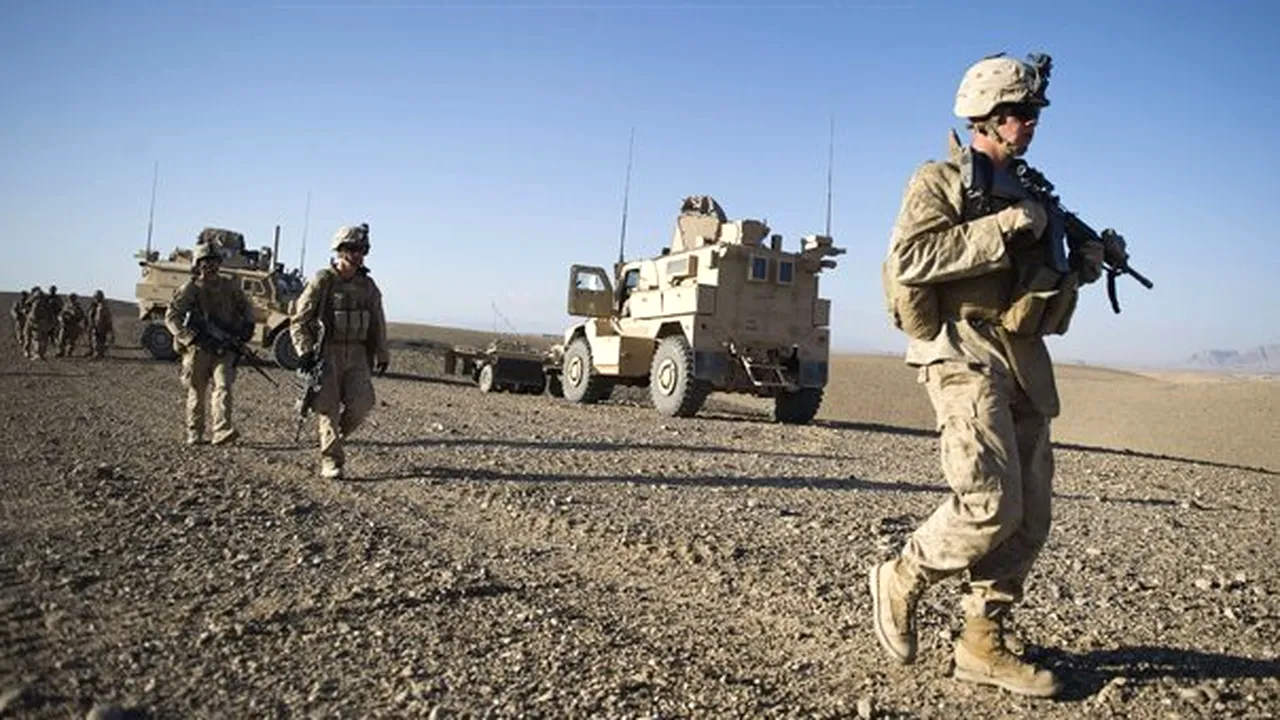 Vrei un job în străinătate? Ce posturi sunt disponibile în Irak şi Afganistan