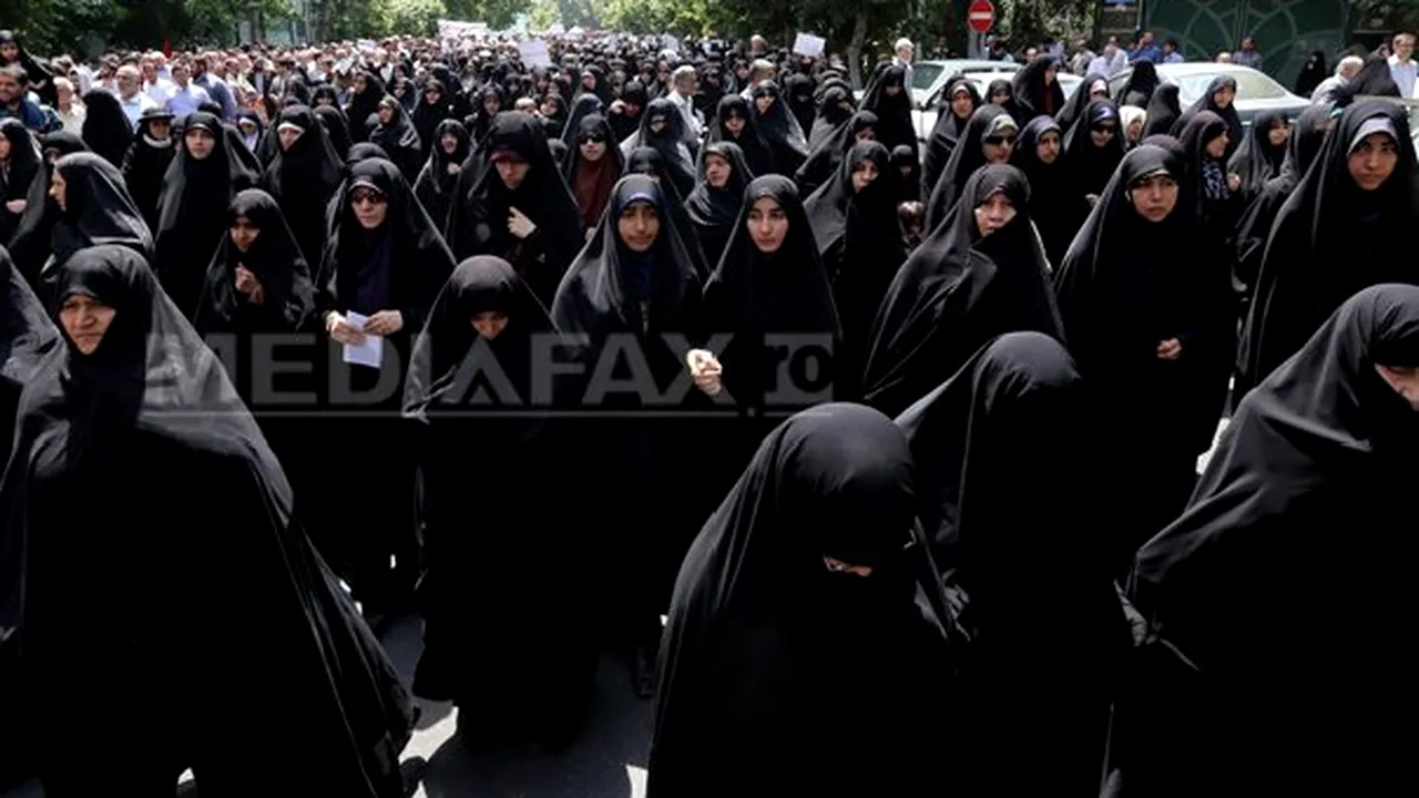 Femeile din Iran riscă pedeapsa cu moartea pentru sfidarea noilor legi morale
