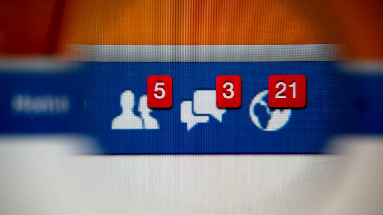 Un nou scandal pentru Facebook. Reţeaua de socializare a permis unor companii uriaşe să aibă acces la mesaje private 
