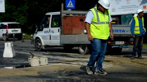 Metrorex: Şoseaua de la Academia Militară, umflată din cauza terenului unde se lucrează la metrou