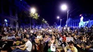 PROTESTELE DIN CAPITALĂ: Bulevardul Regina Elisabeta, deblocat de manifestanţi după şase ore