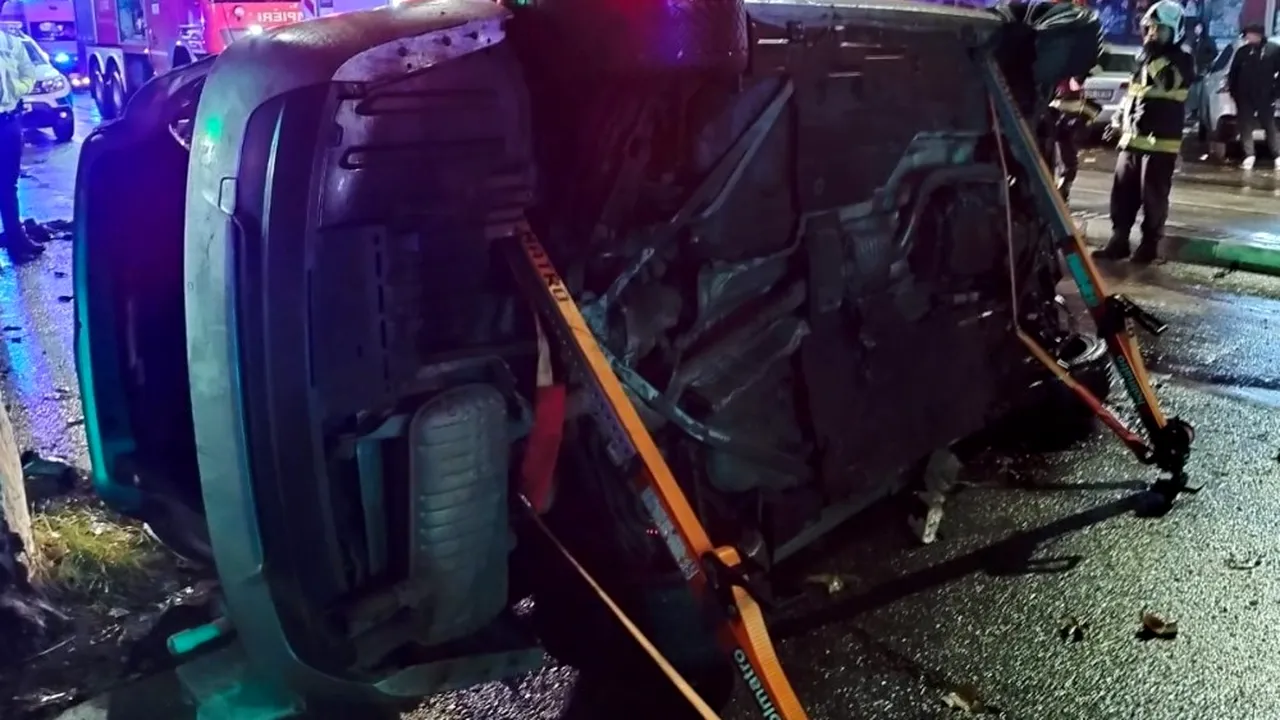 Accident cu trei maşini implicate. Patru persoane, printre care un copil, au ajuns la Urgenţe