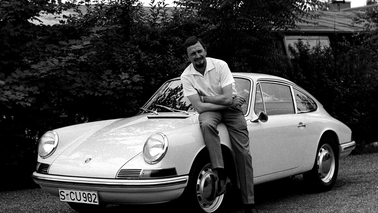 Pe 11 decembrie 1935 se năştea Ferdinand Alexander Porsche. Este cunoscut pentru design-ul nemuritor al modelului Porsche 911