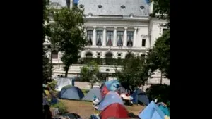 Seventy Romanian Roma Set Camp Outside Prefect’s Office In Saint-Etienne, France