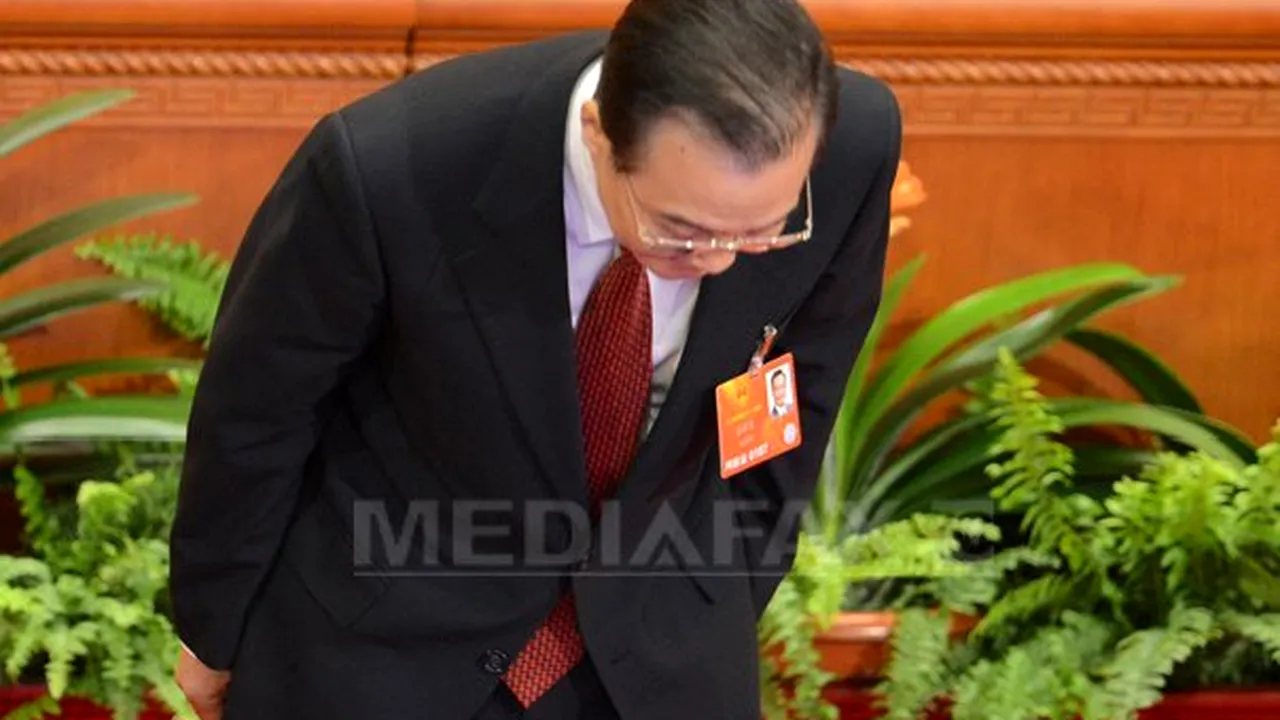 Premierul Chinei şi-a luat adio de la scena politică: El a promis în discursul său creştere economică şi 
