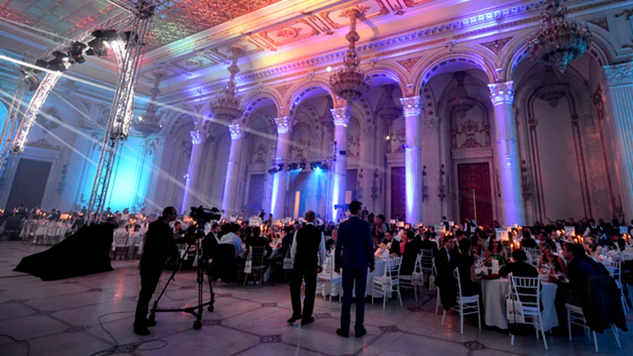 Suma de 267.000 euro, strânsă la Halloween Charity Ball, pentru educaţia preşcolară a copiilor săraci
