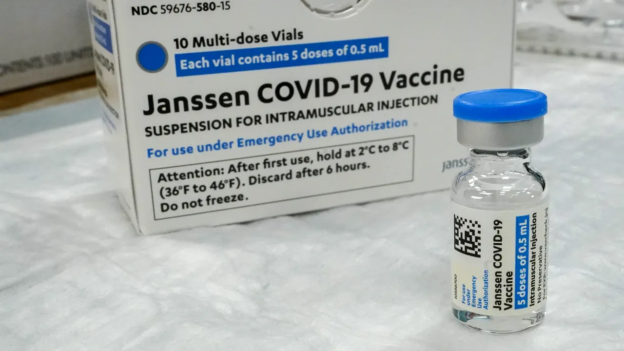 Agenţia americană pentru medicamente a oprit producţia vaccinului Johnson&Johnson la una dintre fabrici. Ce probleme s-au descoperit