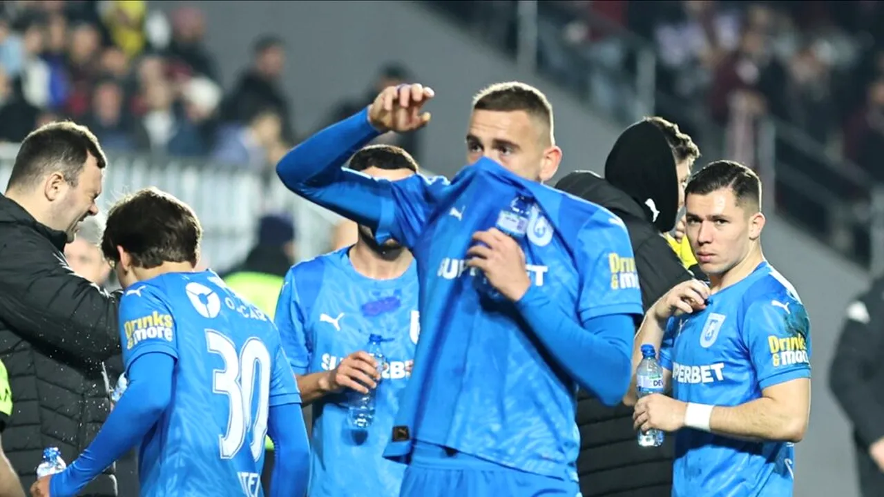 Incident la meciul Rapid București  - Universitatea Craiova; partida oprită 3 minute