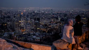 Val de căldură extremă în Iran. Teheranul se închide, s-au luat masuri pentru protejarea populației