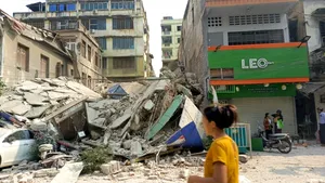 Un influencer din Myanmar a fost reținut după ce „a răspândit zvonuri false” pe TikTok   