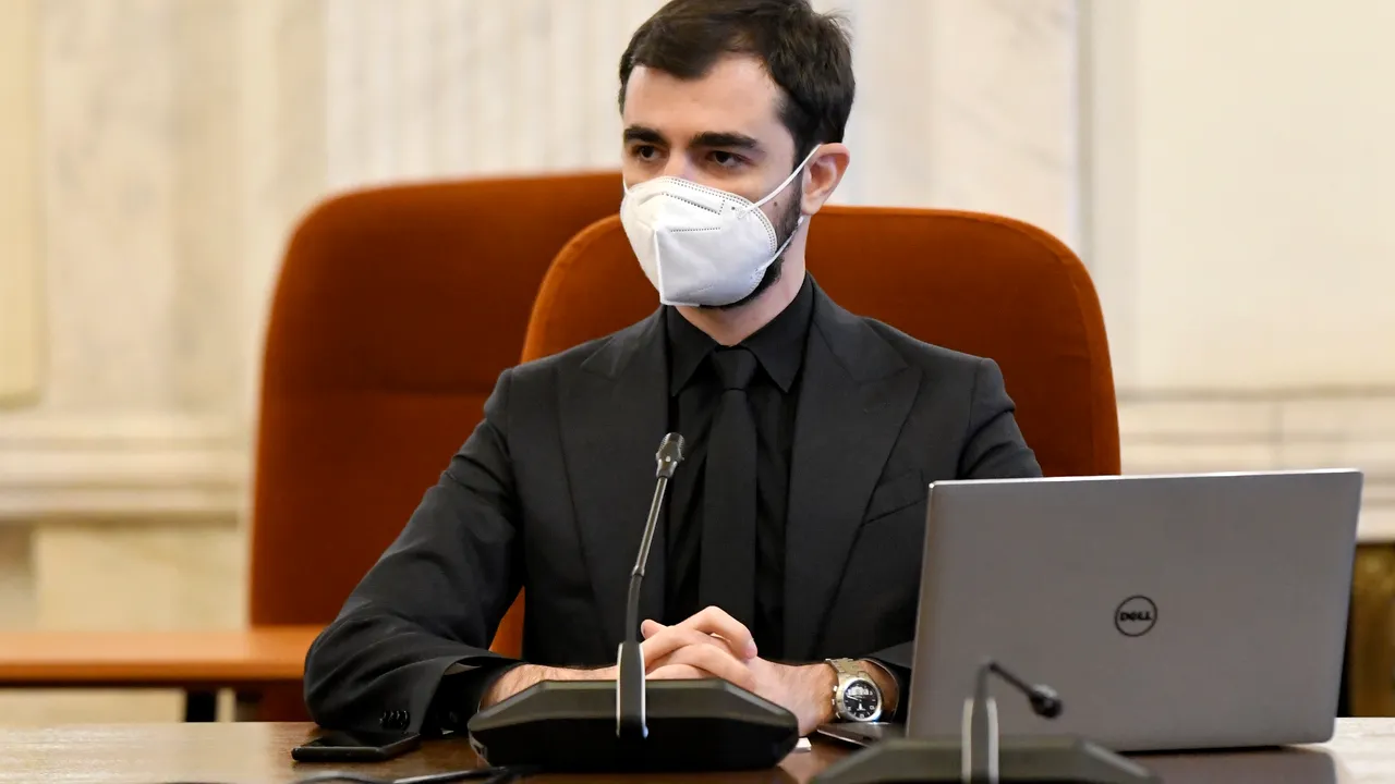Claudiu Năsui, fostul ministru al Economiei, critică ordonanţa pe energie: Ne putem lua adio de la gazele din Marea Neagră