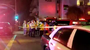 Atac armat la o petrecere de Halloween. Trei persoane, împuşcate mortal într-o locuinţă din Long Beach, California