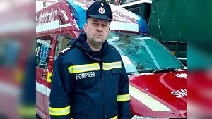 Un şofer polonez rămas fără încălţări după un accident în Suceava. Un pompier i-a dat bocancii lui | FOTO