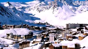 Cel puţin patru morţi, în urma unei avalanşe în Alpii francezi