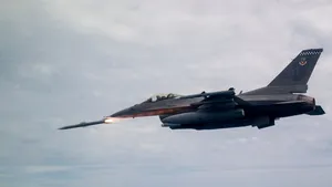 Statele Unite aprobă vânzarea de rachete AIM-120 AMRAAM către România