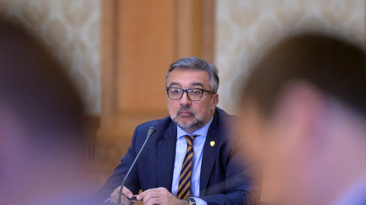 Ministerul Culturii a cumpărat două monede, Aureus Hadrianus şi Solidus Gratianus 