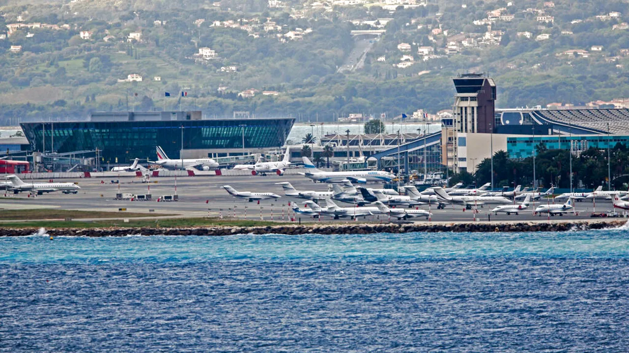 Aeroportul din Nisa își reduce emisiile cu 90% și obține cea mai înaltă certificare verde