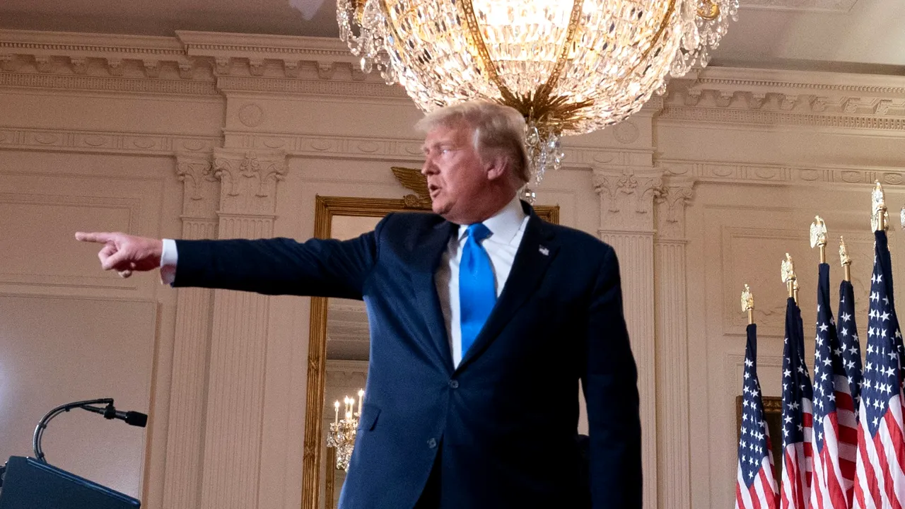 Donald Trump a ordonat reducerea efectivelor militare americane din Afganistan şi Irak 