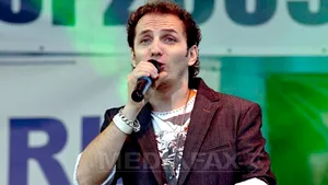 Mihai Trăistariu şi-a fracturat mâna stângă, după ce a căzut pe gheaţă