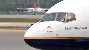 Europa sub ameninţarea vulcanului islandez: Cenuşa degajată de Grimsvoetn ar putea afecta traficul aerian - VIDEO