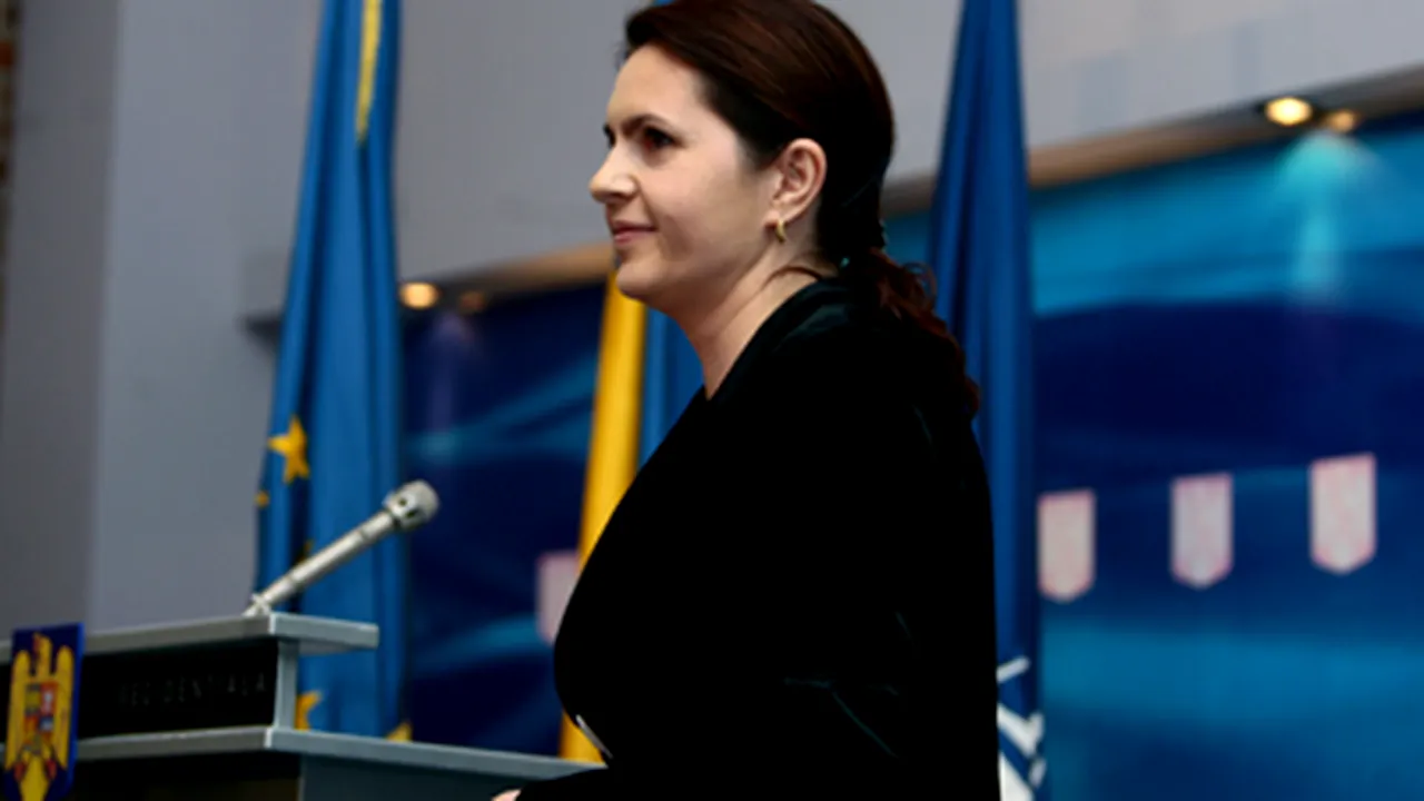 Adriana Săftoiu şi Florin Anghel, validaţi de conducerea PNL