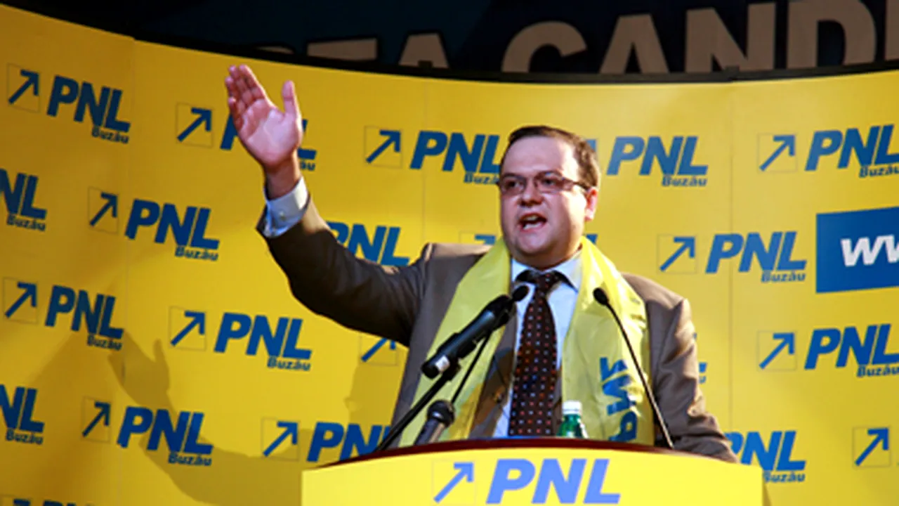 Buzău: Candidaţii George Scutaru (PNL) şi Adrian Mocanu (PSD+PC) au câştigat în mod direct