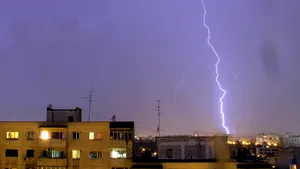 Vânt în Botoșani și Iași, apoi vremea se strică și în Maramureș, Transilvania și Moldova