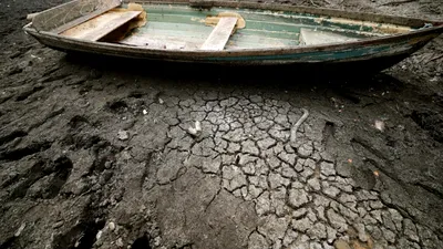 MEDIU Râurile lumii rămân fără apă. Un nou raport avertizează asupra unei crize care se vede și pe Dunăre