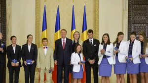 Iohannis şi dresul busuiocului. Andru Nenciu scrie despre aşteptarea de 35 de zile a olimpicilor de la Rio