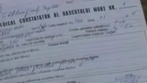 Familia unui copil mort la naştere despre care se ştia că este băiat a primit de la morgă o fetiţă - VIDEO