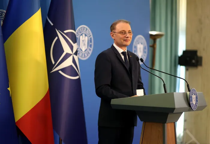 POLITIC Premierul Luca Niculescu, prima întâlnire cu un ambasador, joi, de la preluarea mandatului. Seara, participă la ședința CSAT