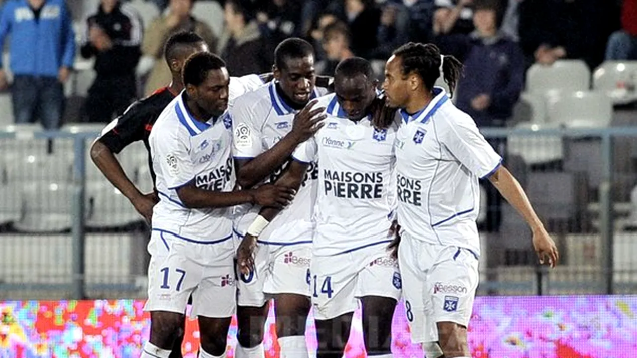 Antrenorul echipei Auxerre şi-a dus jucătorii în vizită la o închisoare 